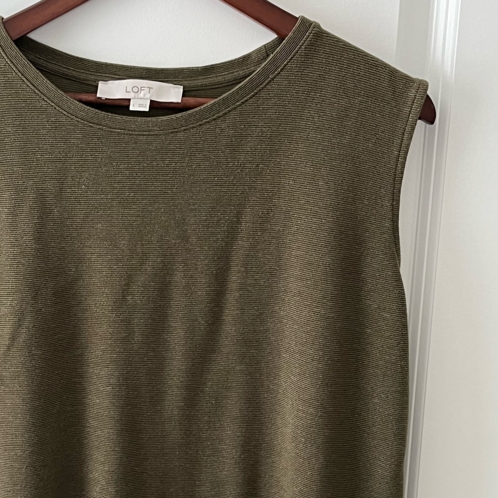 LOFT | Sleeveless Ribbed Max Dress - Picture 3 of 3